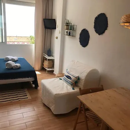 Апартаменти Weforyou Ole Puerto Marina Seaview Бенальмадена
